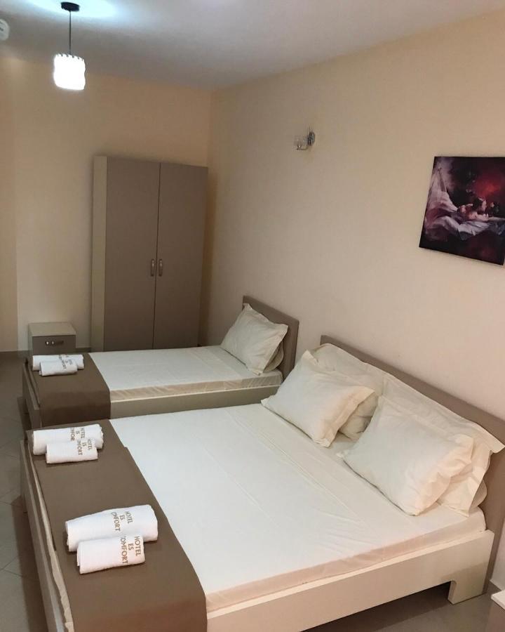 Hotel Comfort Шенгін Екстер'єр фото